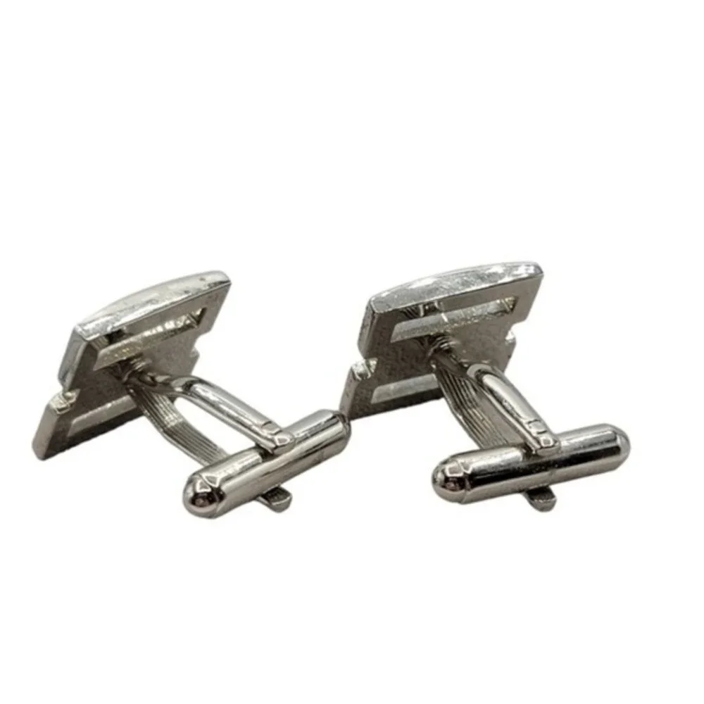 Silvertone‎ Square with Cutout Toggle Cufflinks